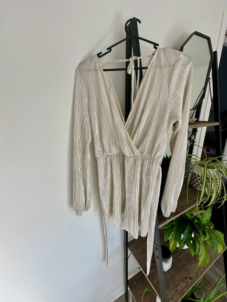 Silver Jumpsuit - 8/10
