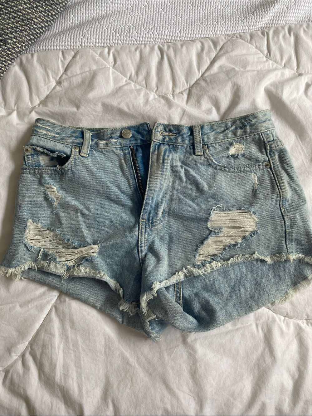 Denim shorts, mid/low rise