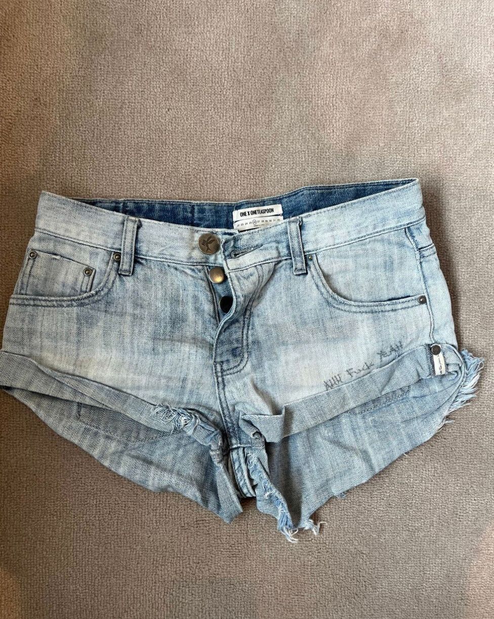One teaspoon shorts