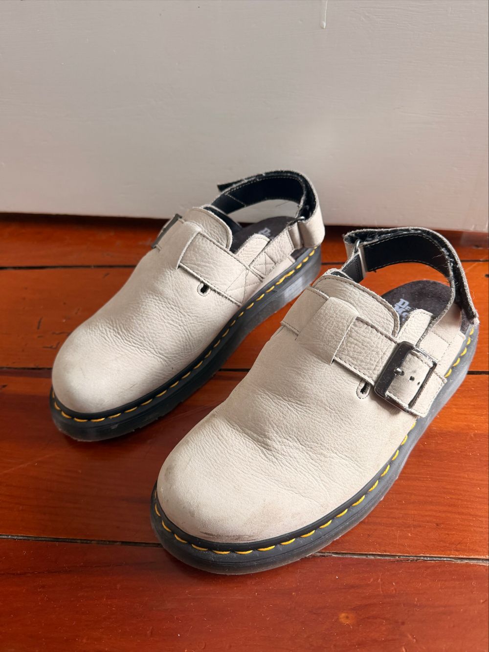 Dr. Martens Jorge II Leather Clogs - Warm Stone