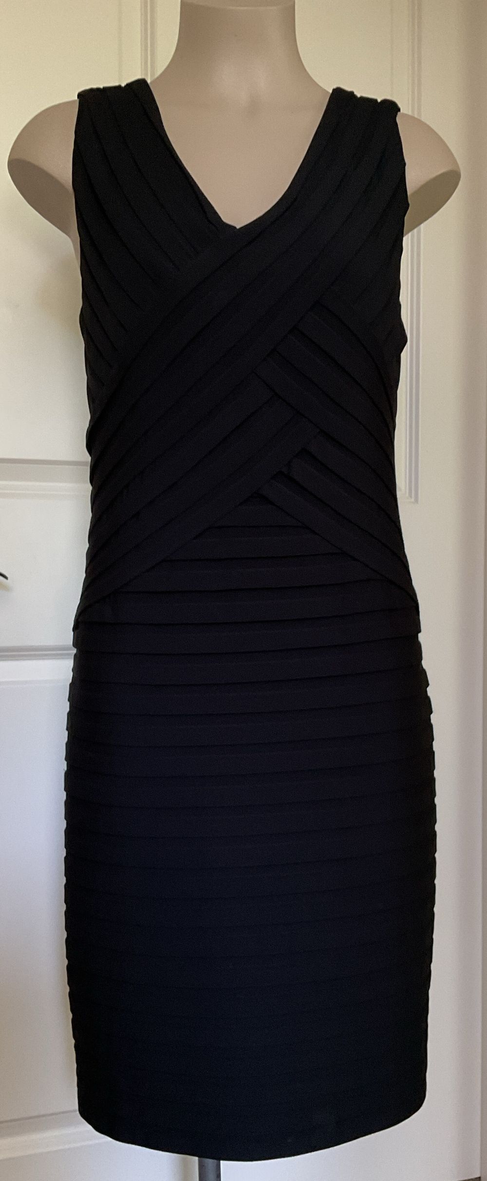 Black Sleeveless Dress