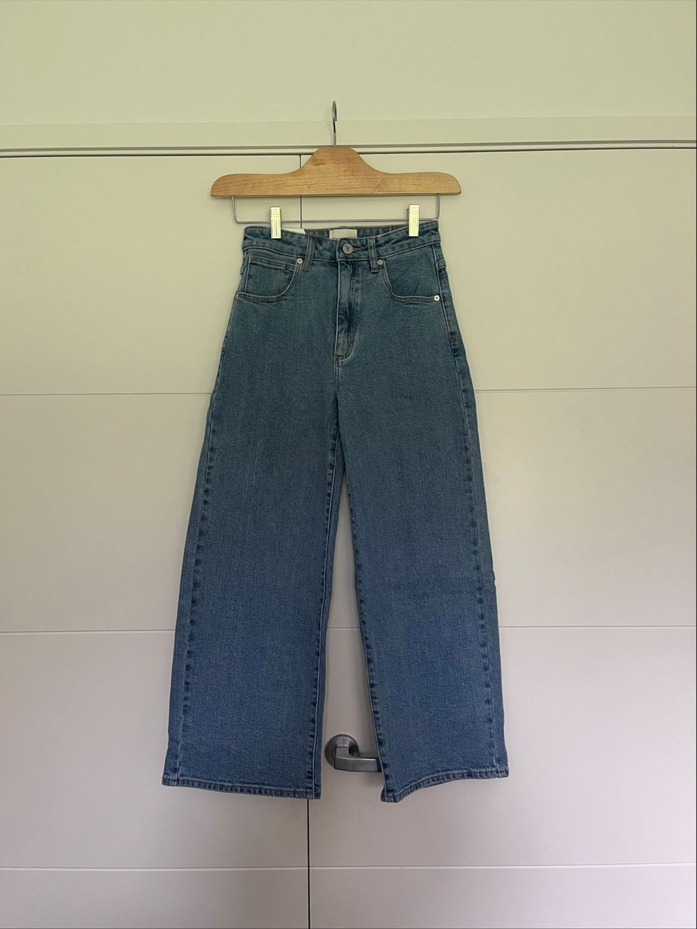 Abrand Jeans Blue A Street Aline Crop Jeans