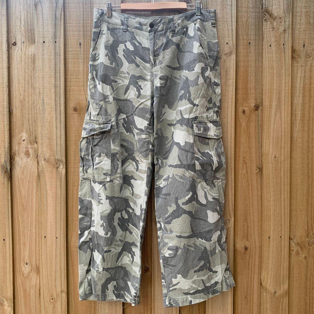Rusty Camo-Mile Low Rise Cargo Pants