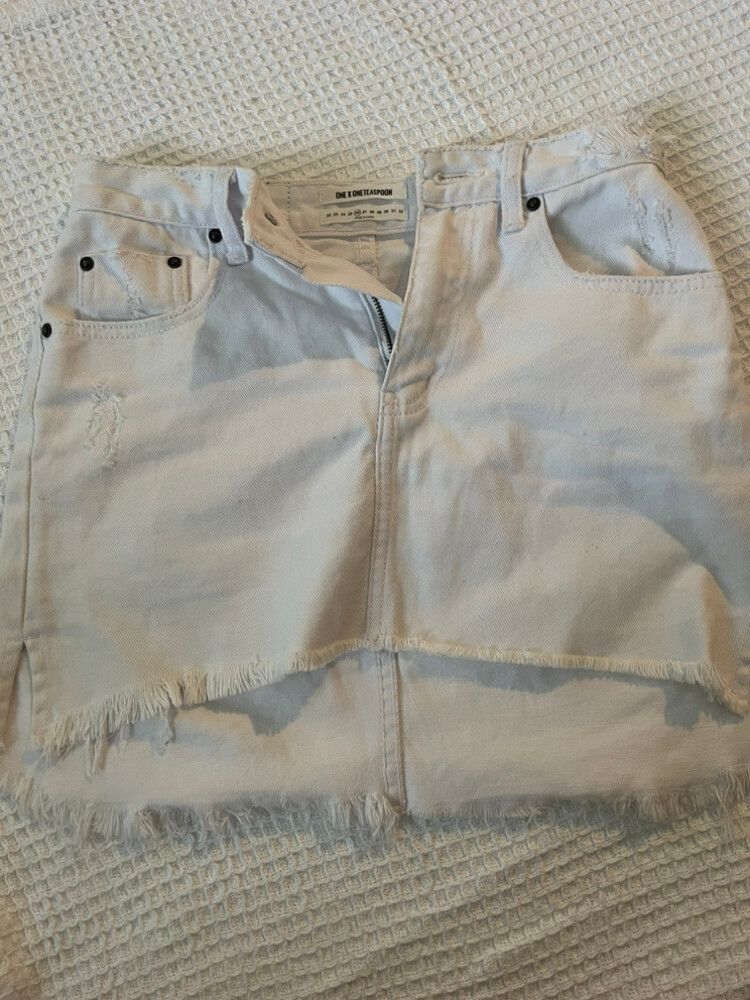 One teaspoon white mini denim skirt size 26