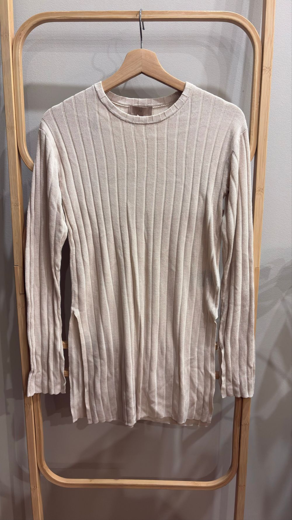 H&M Beige Ribbed Knit Top and bottom