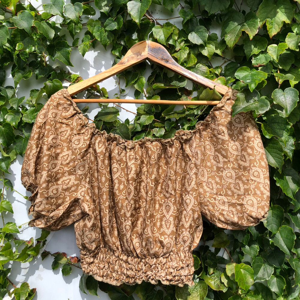 paisley crop