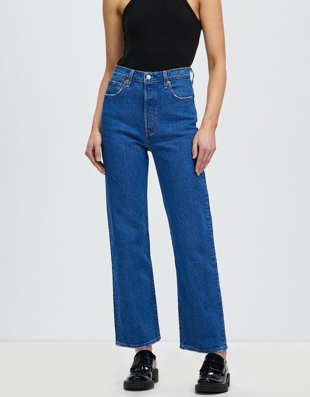 Levi's Ribcage Straight Ankle Jeans
