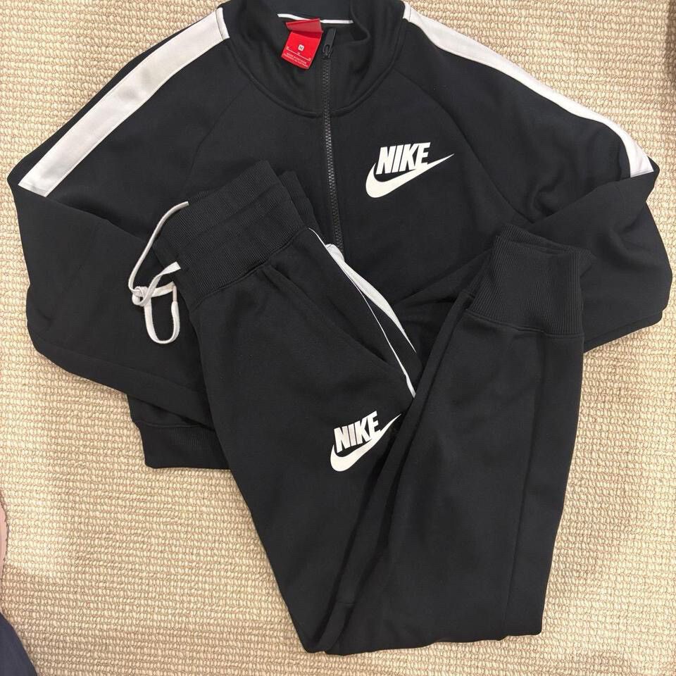 Nike Black Tracksuit Set