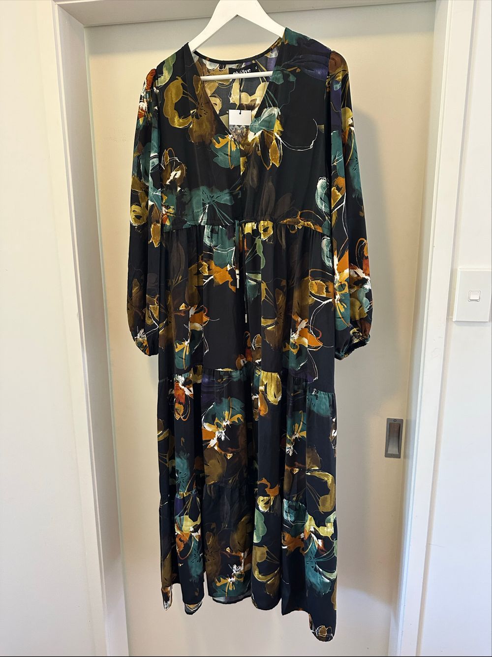 Eb&Ive Floral Maxi Dress