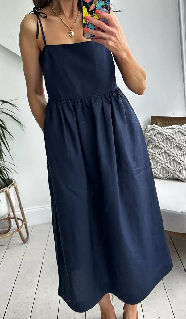 uniqlo - Linen Blend Camisole Midi Dress on Designer Wardrobe