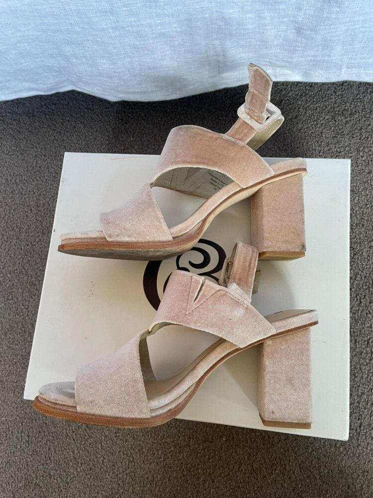 Chaos & Harmony Passion Heel