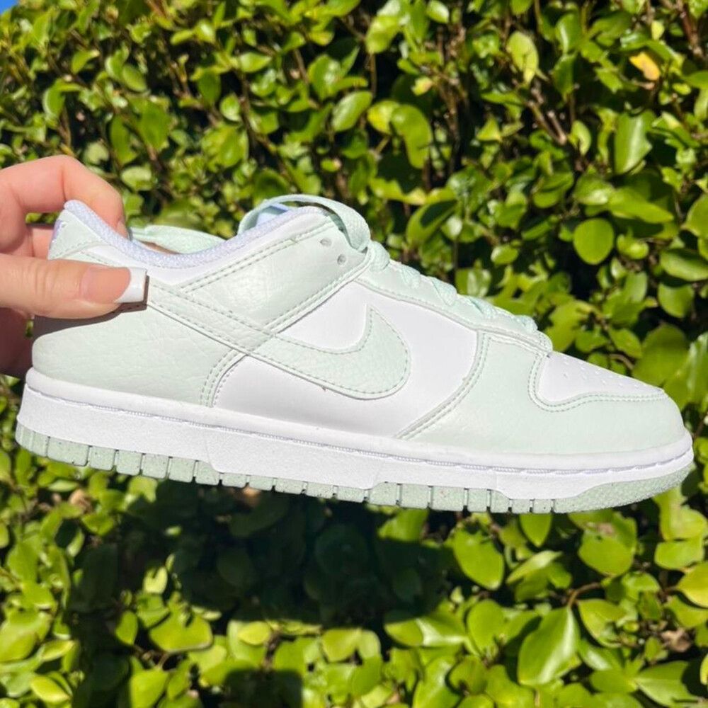 barley green dunk low