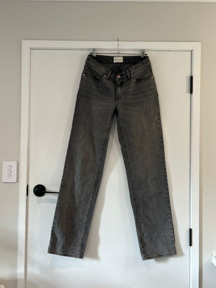 99 Low Straight Jeans