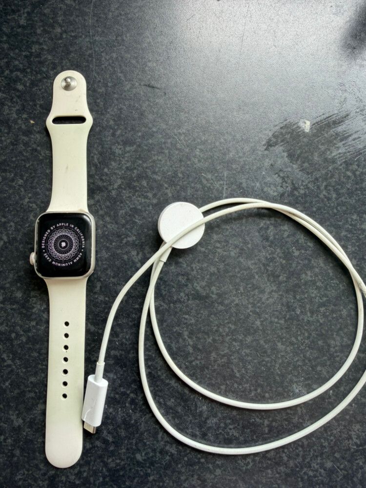 APPLE WATCH SE