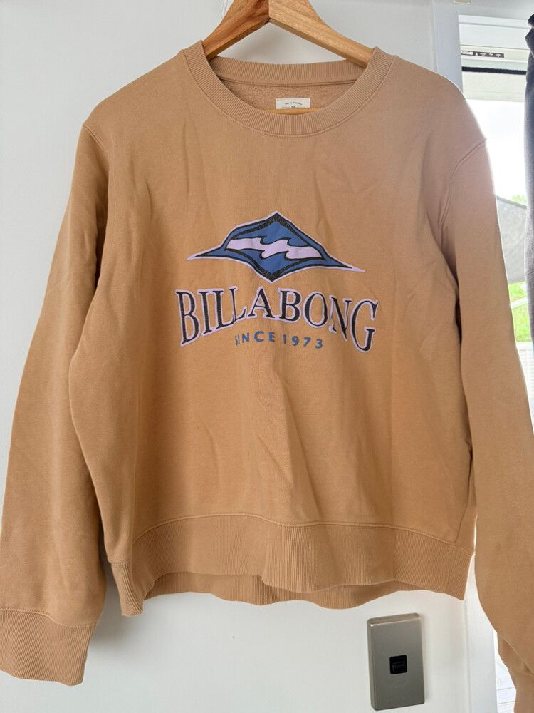 Billabong Tan Jumper