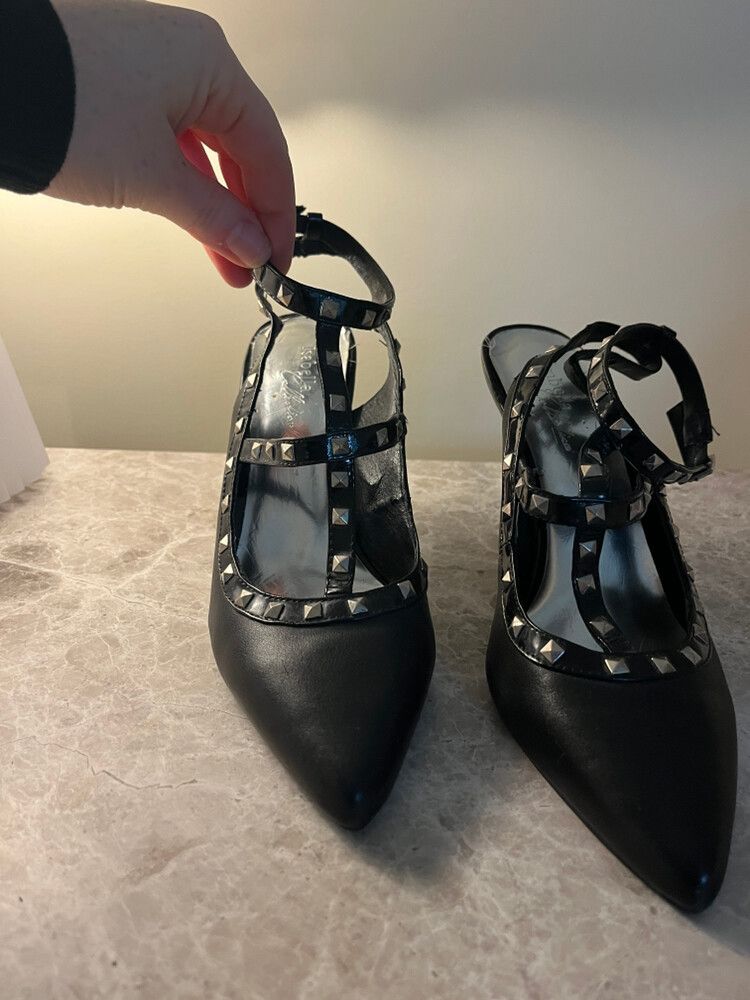 Mi Piaci studded heels