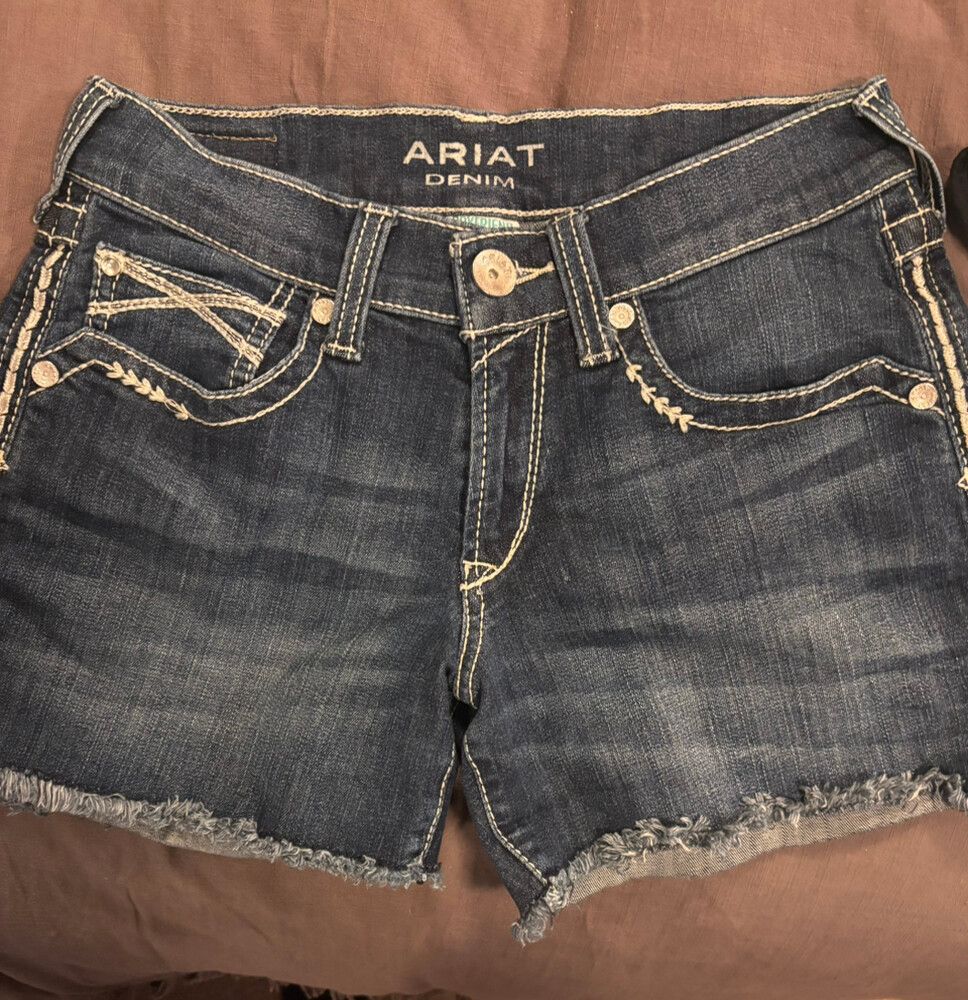 Ariat Denim Boyfriend cut off shorts
