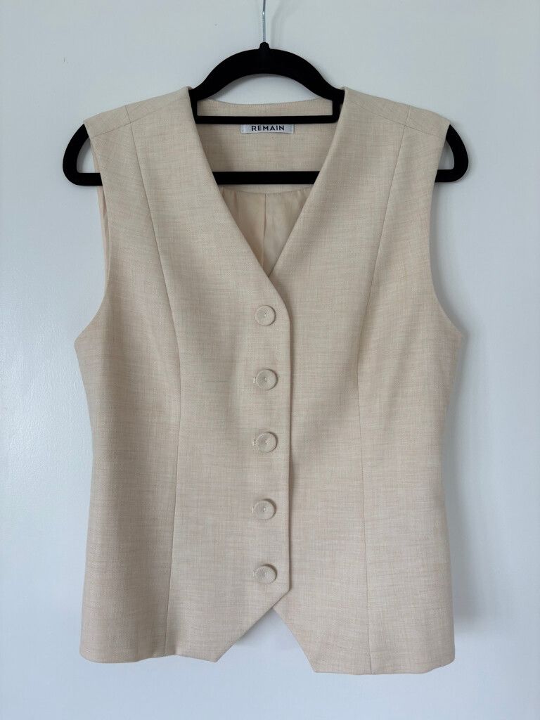 Remain ARLO WAISTCOAT