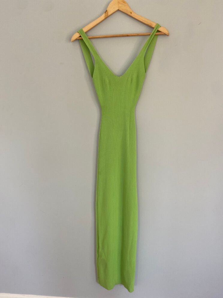 Glassons - Glassons Green Knit Midi Dress on Designer Wardrobe