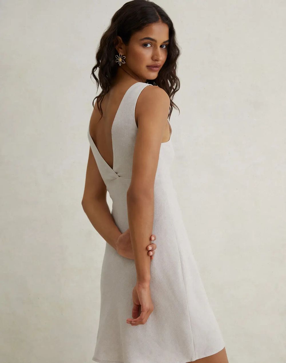 Glassons - Linen Blend Mini Dress on Designer Wardrobe
