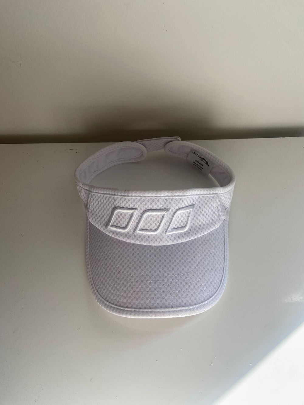 Lorna Jane White Visor