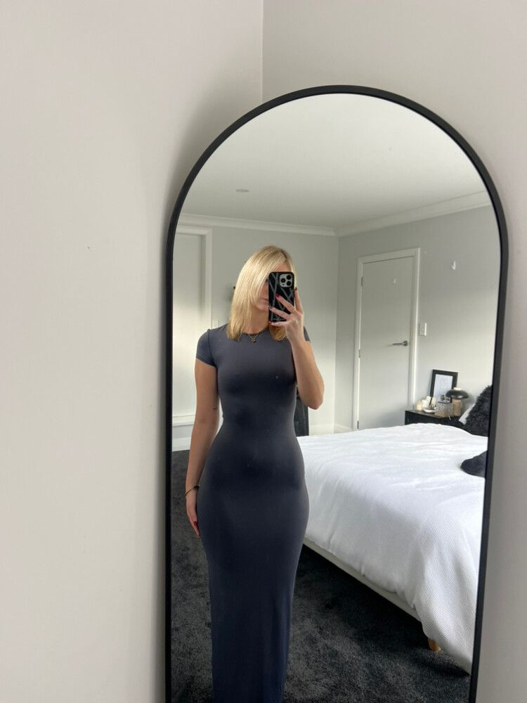 Supre - Supr Black Maxi Dress on Designer Wardrobe Supre - Supr Black Maxi Dress on Designer Wardrobe