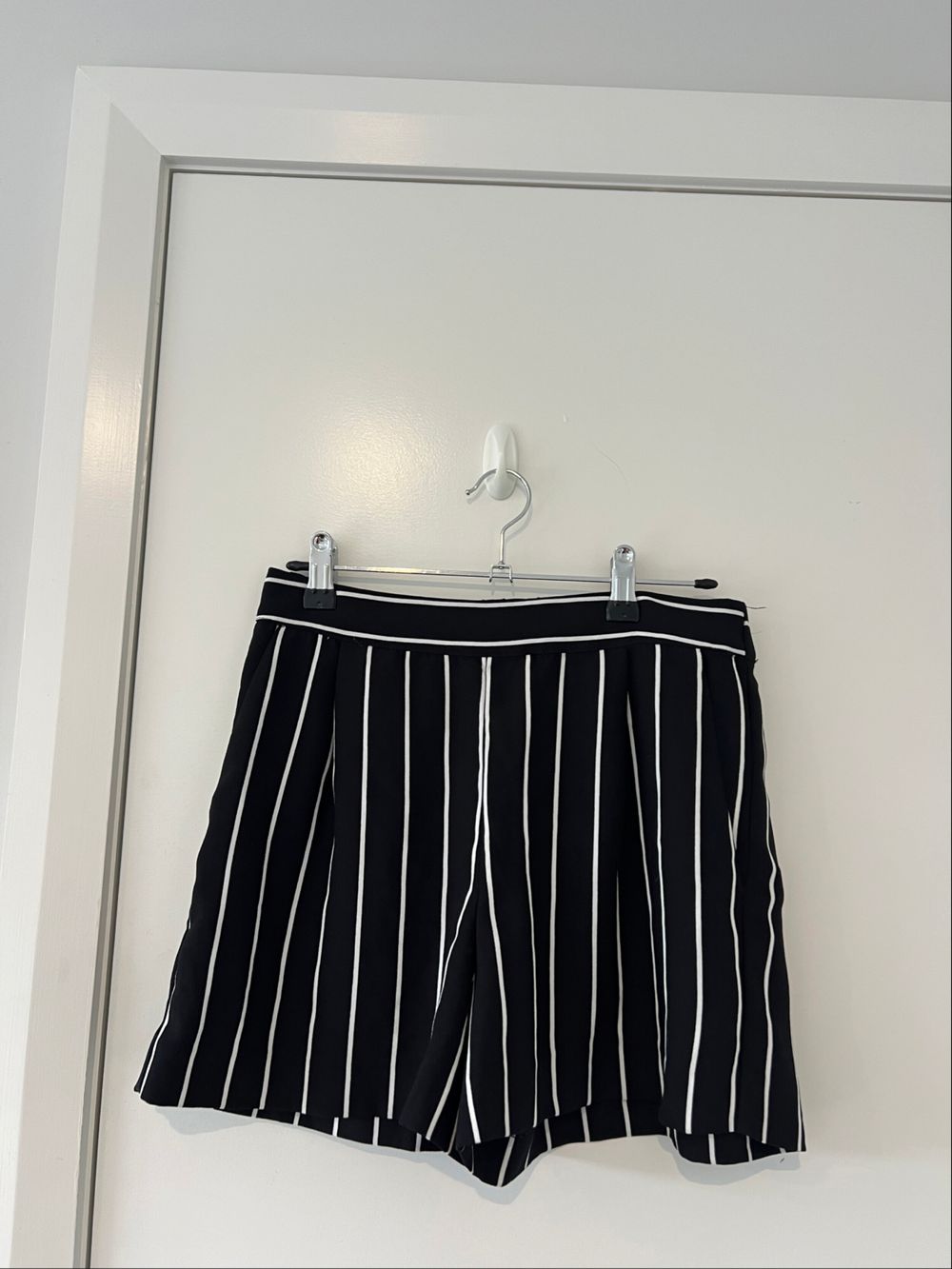 Decjuba Stripped Shorts
