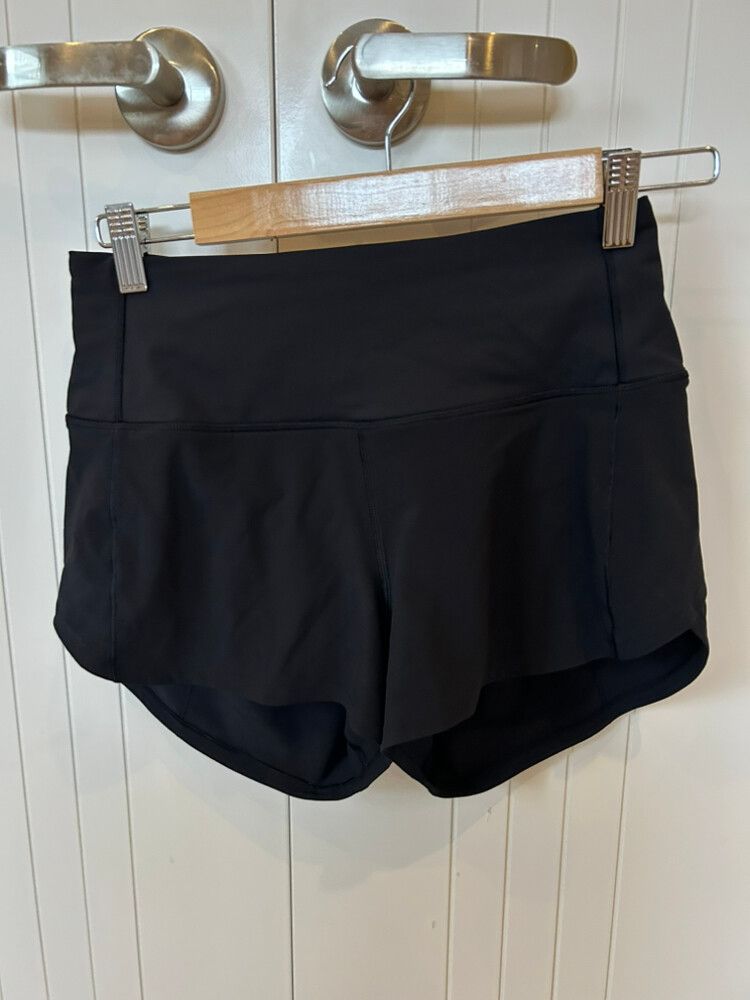Lululemon black shorts