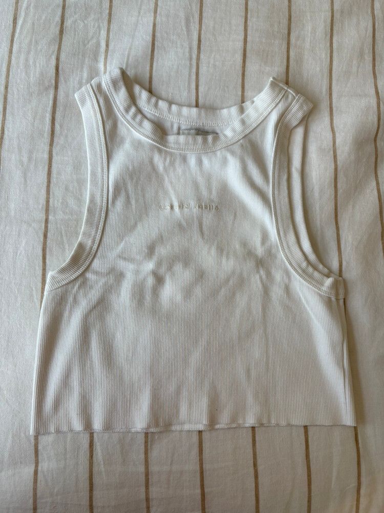 white tank