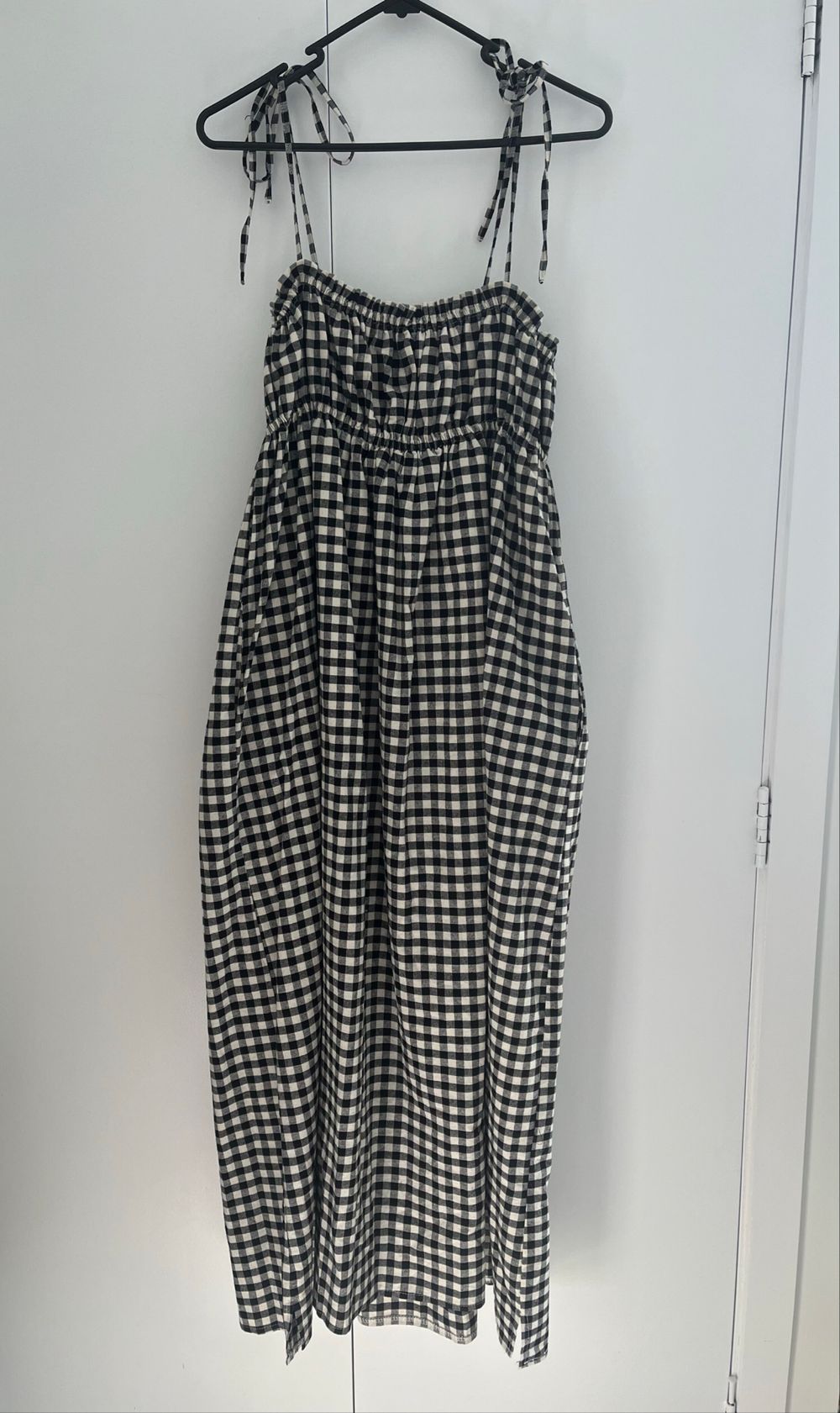 The Lullaby Club Black And Cream Gingham Maxi Dress