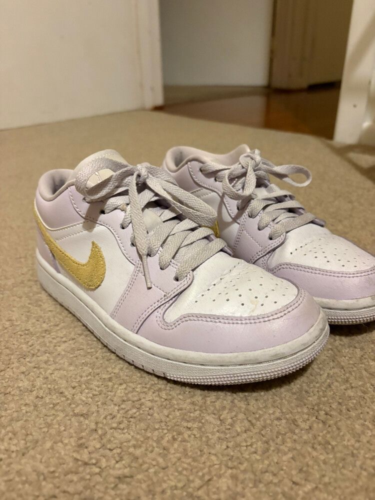 Nike Lilac Gold low Jordans