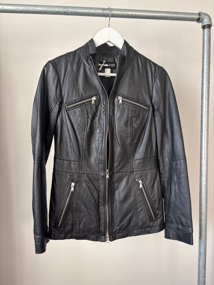 Double-zip leather jacket