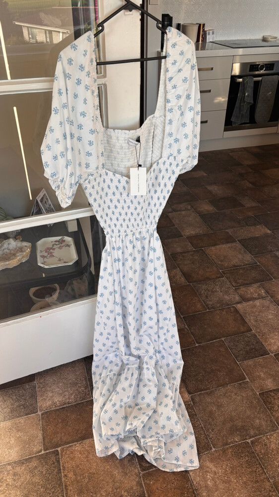 Faithfull the Brand Bloom Midi Dress - Size XL