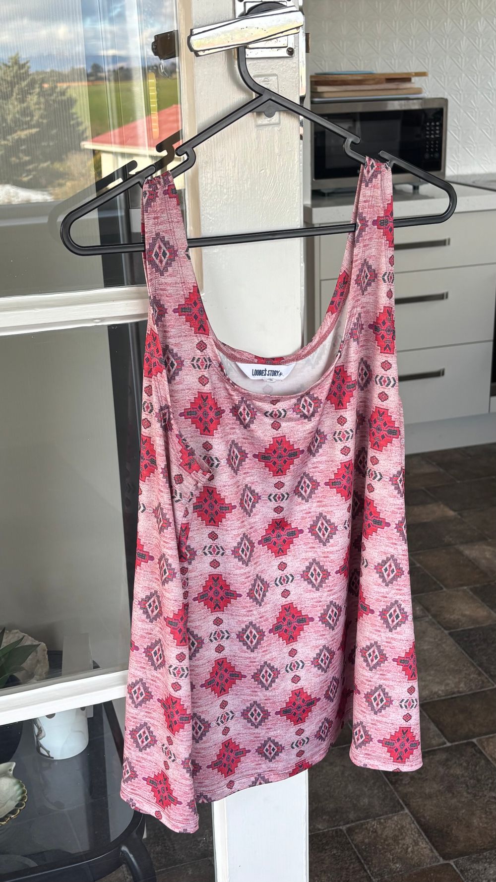 Loobie’s Story Singlet Top - Size 16