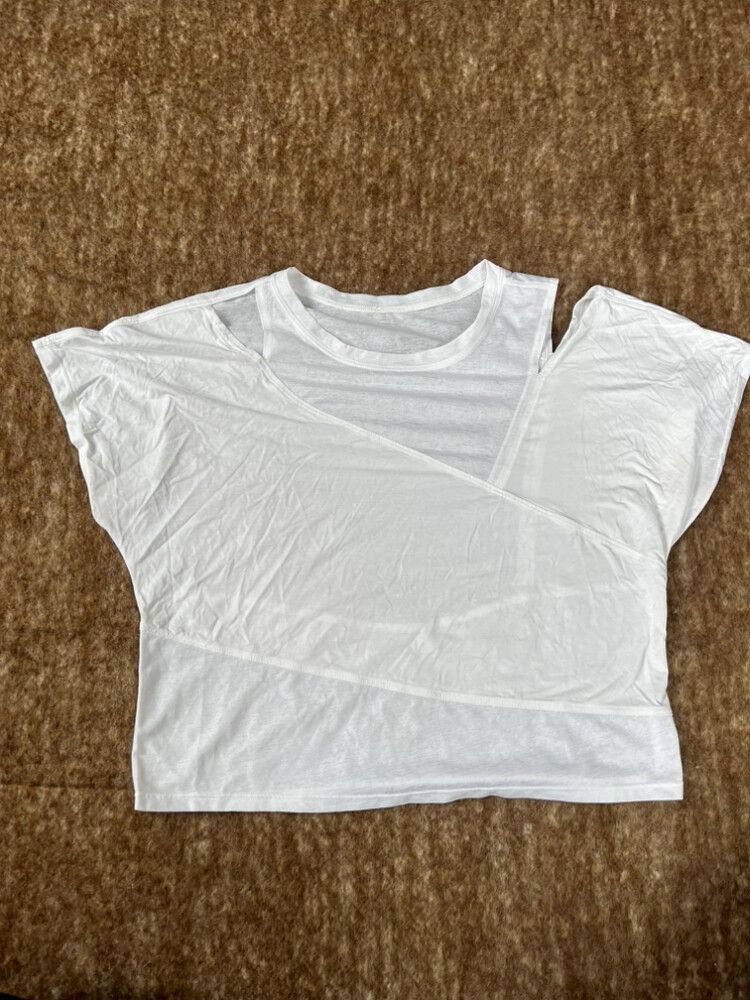 Lululemon crop top