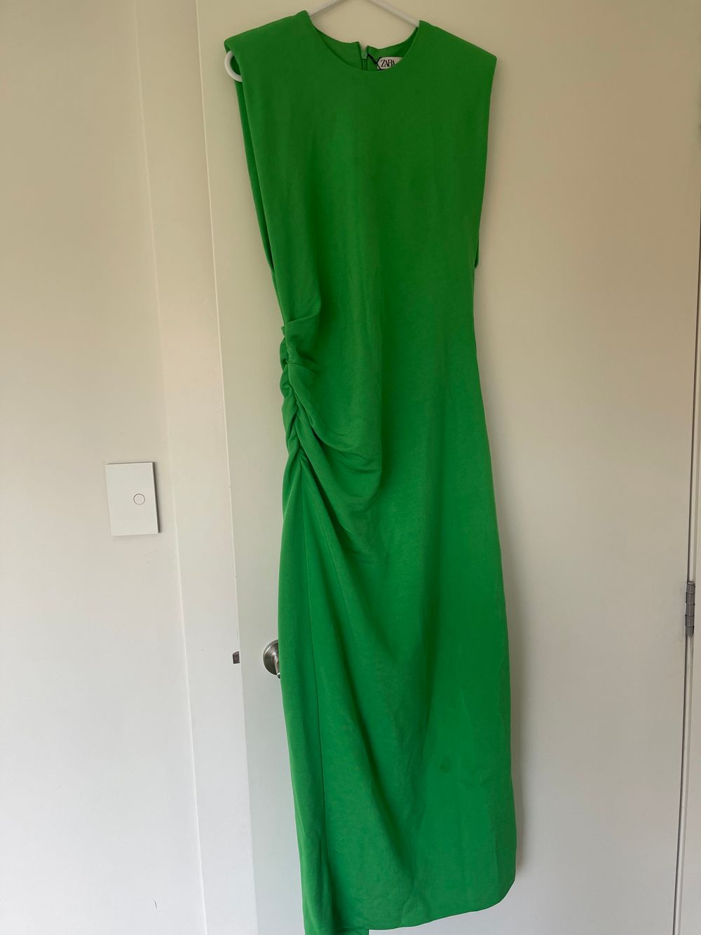 Zara - Zara green dress on Designer Wardrobe