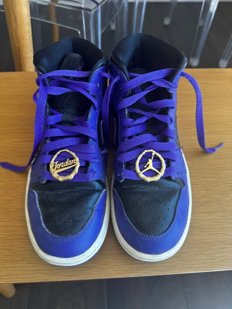 Air Jordan 1s Mid Purple Black Sneakers