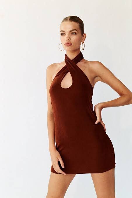 side cut out dress maxi White Front Tiered Slit STYLE STEALS 5.12 Versace red silk corset Modern and striking Size:5x