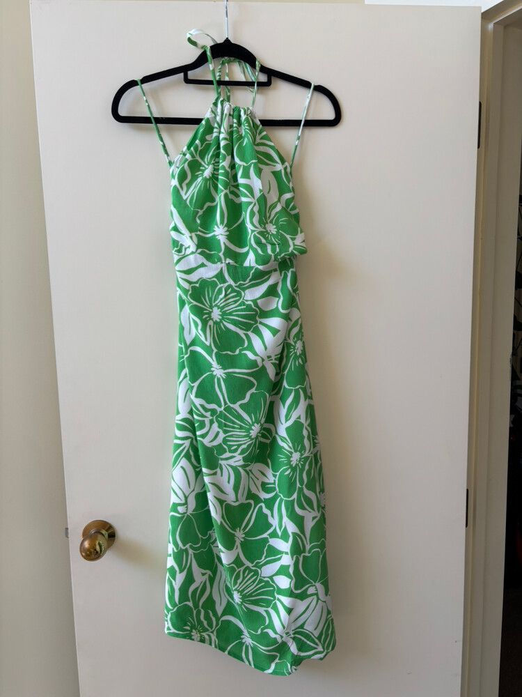 Faithfull the Brand - Faithfull The Brand Green Floral Halter Dress  Size  XS (AU 6) on Designer Wardrobe