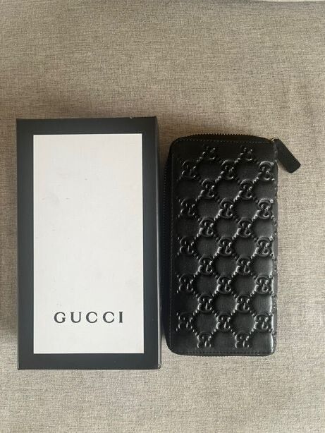 Black Gucci Wallet