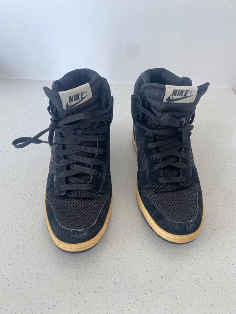 nike dunk sky high wedge black