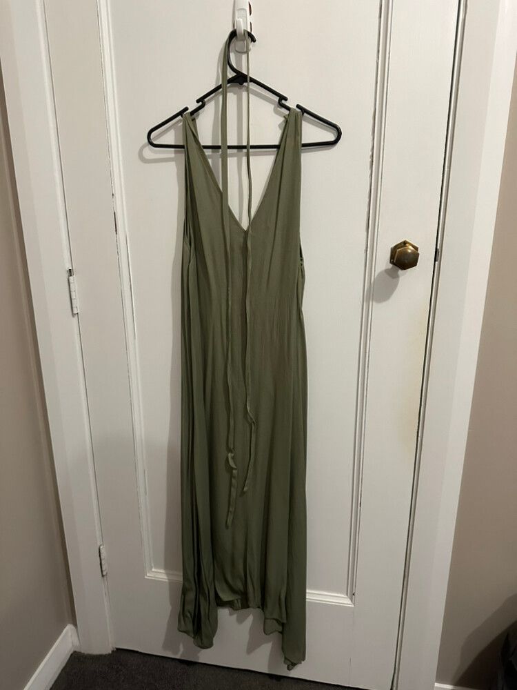 Calm dress sage green