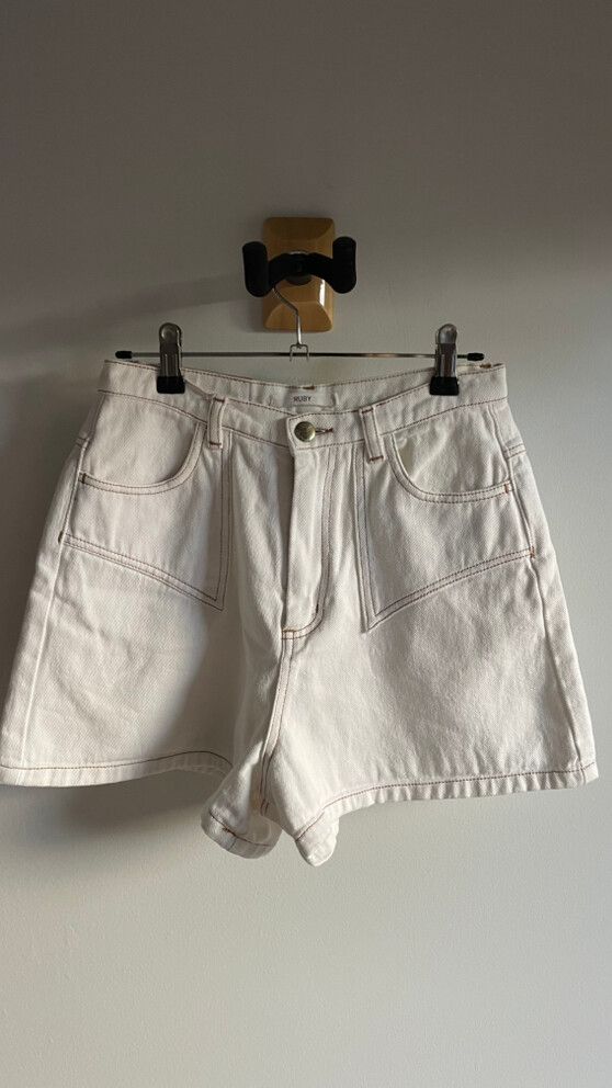 RUBY White Shorts