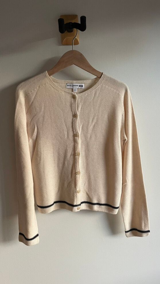 UNIQLO Cream Knit Cardigan