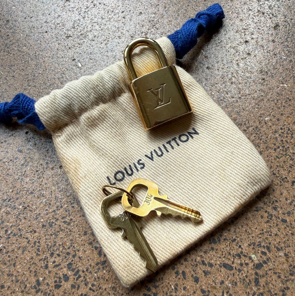 Vintage Louis Vuitton Gold Padlock and Keys #304