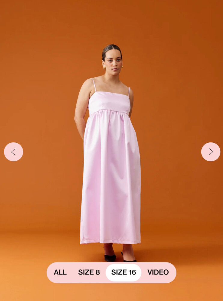 chinese dress ladies Cher V-Neck Watercolor Pleated Maxi Dress
