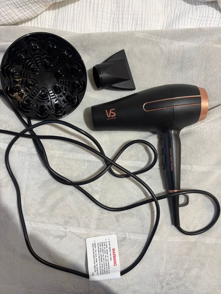 vs Sassoon hair dryer