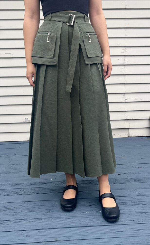 United Tokyo Pleated Contrast Skirt