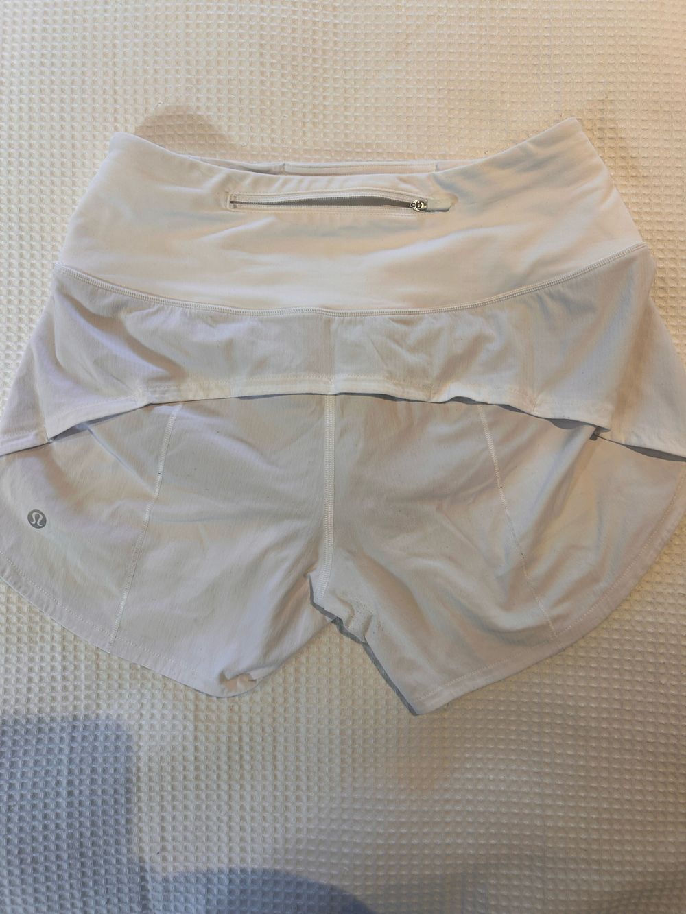 White Lululemon speed up shorts