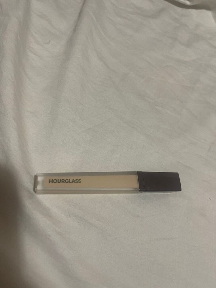 Hourglass Concealer